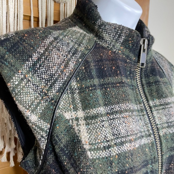 CAbi Plaid Vest - Brown and Gray - Picture 14 of 16